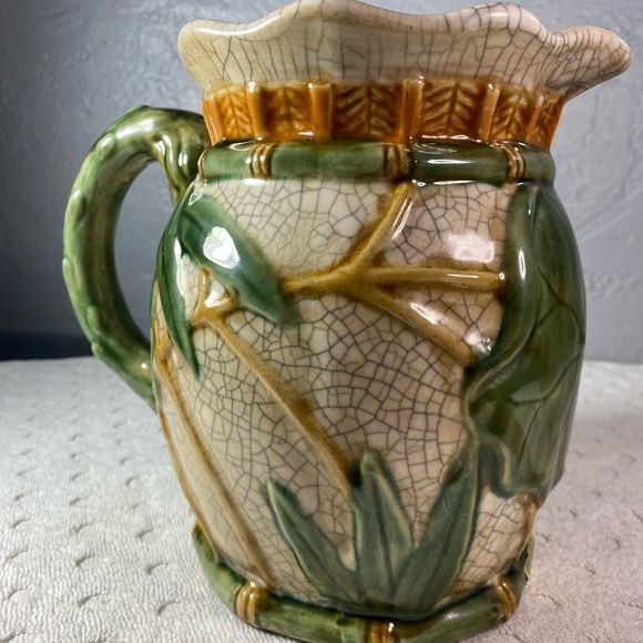 Vintage Chinese Pitcher with Frogs bamboo And Lily Pads made by Oriental Accents - Picture 6 of 16
